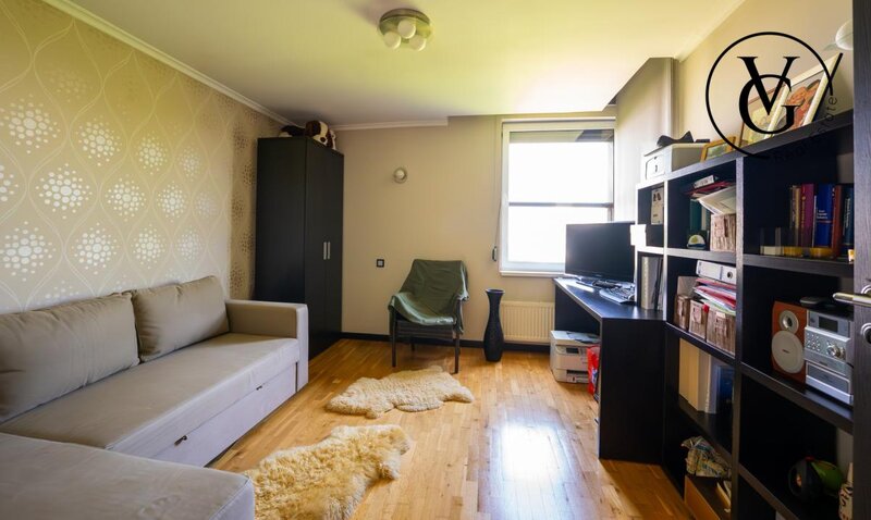 Casa duplex 5 camere Corbeanca, panouri solare 14kw- baterie 10kw, jacuzzi
